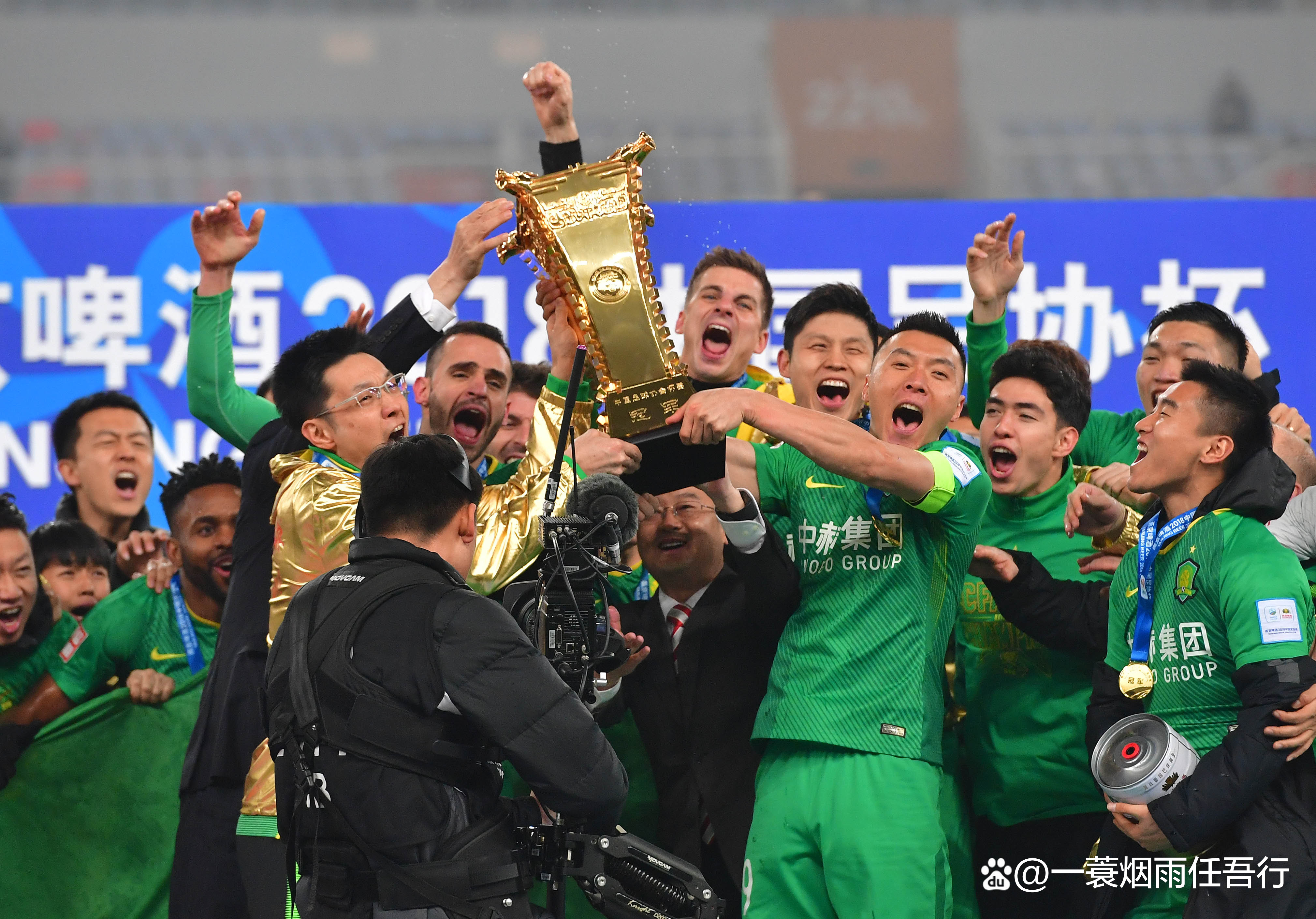 3-2，2-3！足协杯8强出炉！蓉城申花国安冲冠，中甲诞生最大黑马的简单介绍