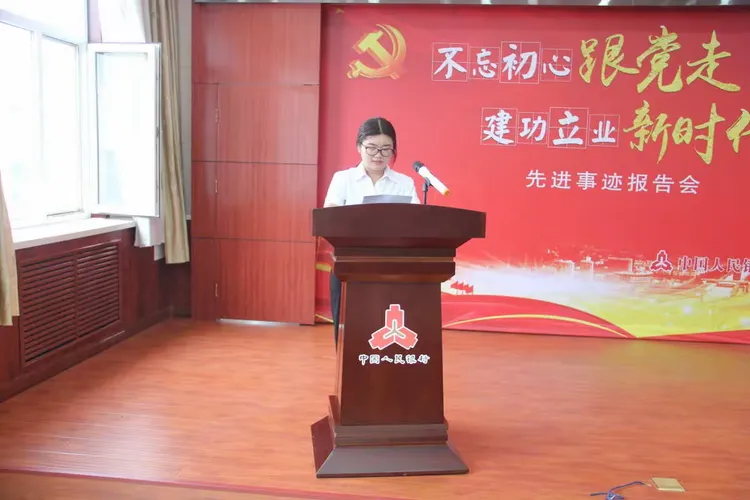 队员兢兢业业，豪取胜利向前行